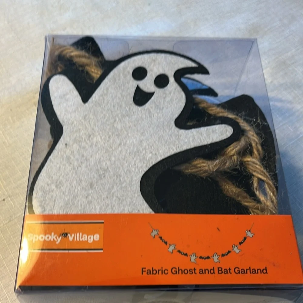SPOOKY VILLAGE FABRIC GHOST and BAT GARLAND